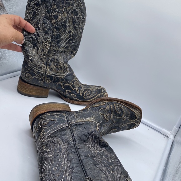 Womens Corral Cowboy boots size 8.5 check them out very nice thanks 🙏 - Picture 10 of 12